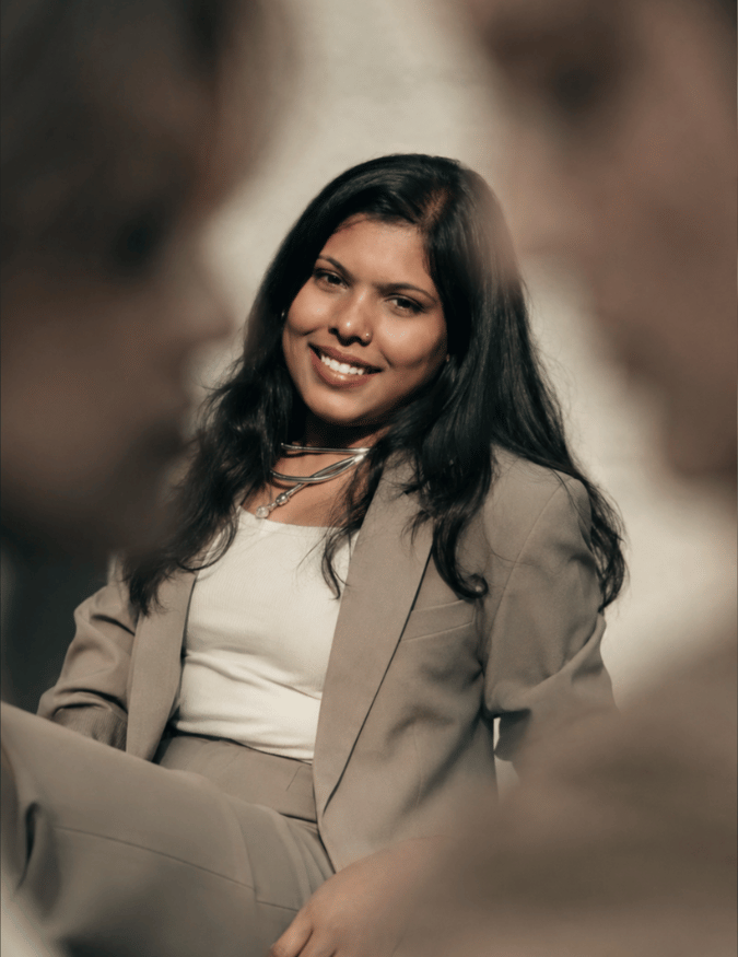 Claudia - Digital Marketing Analyst at Nova.